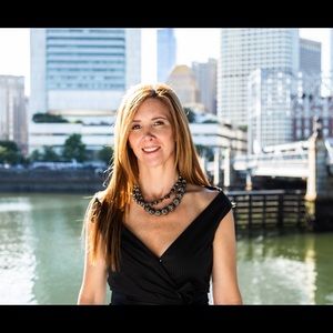 Meet your Posher, Dawn